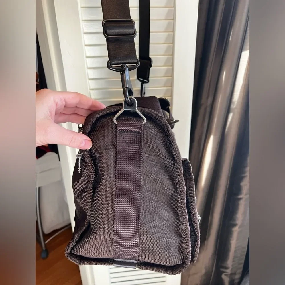 Tumi elegant duffel